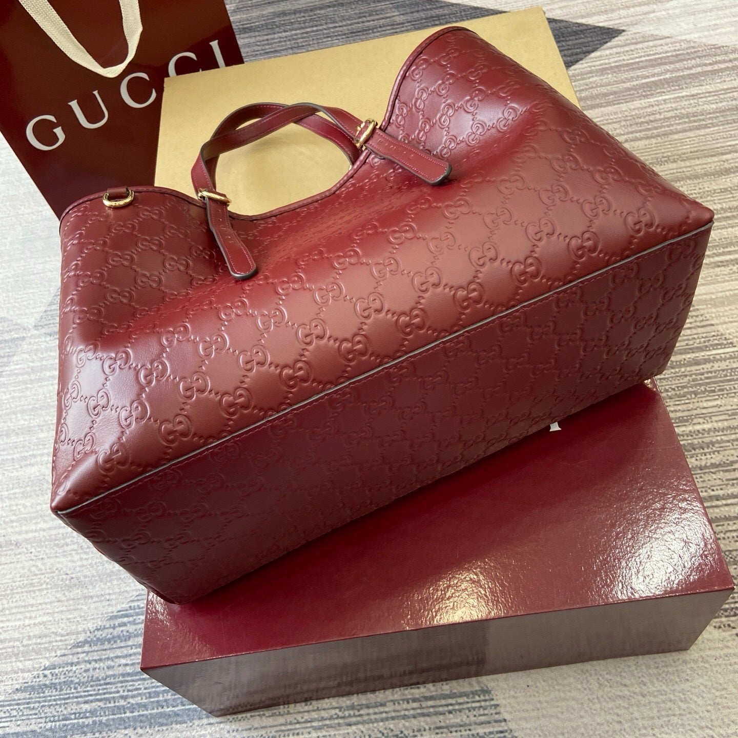 Bolso tote GG Emblem tamaño grande