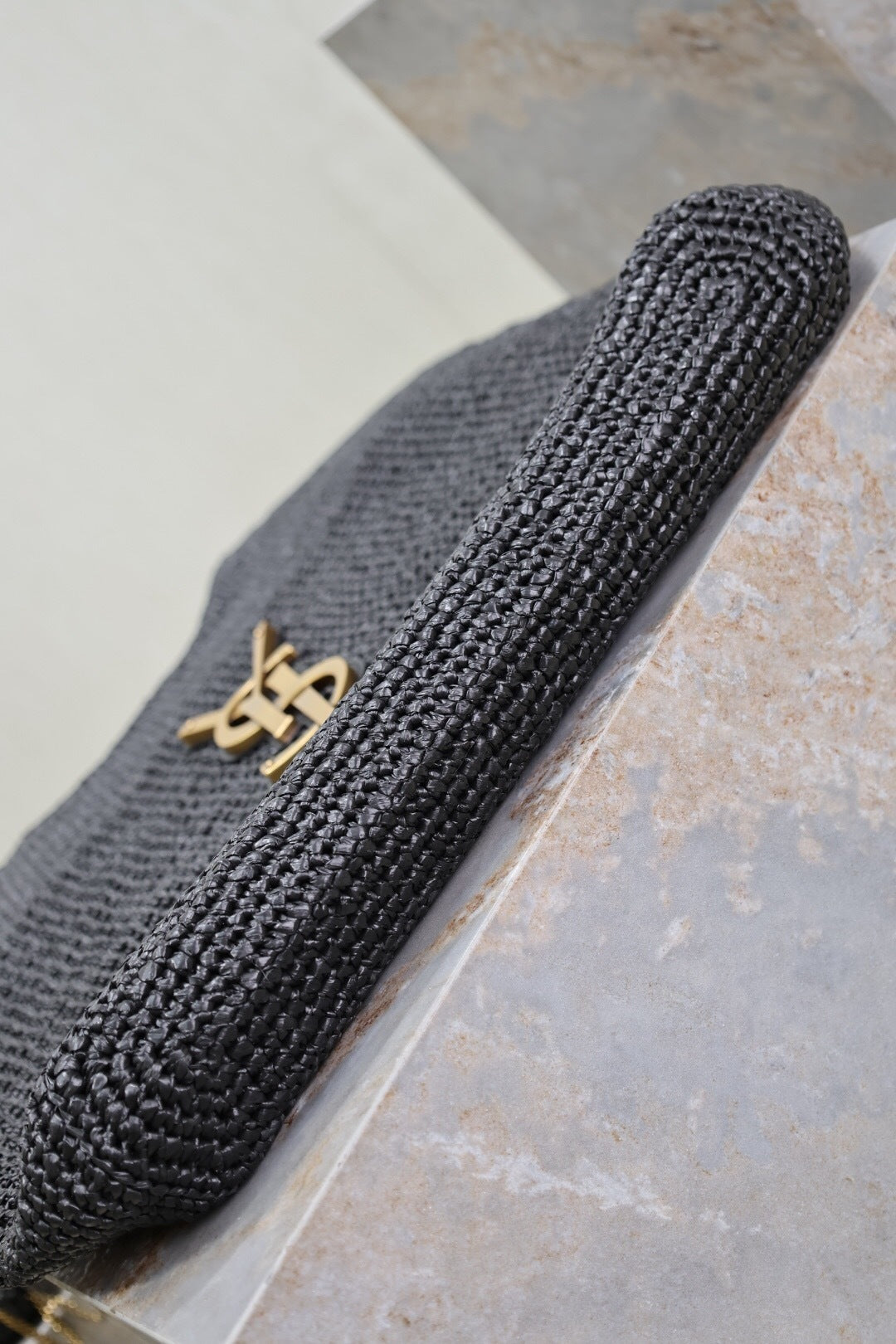 BOLSO ICARE DE RAFIA