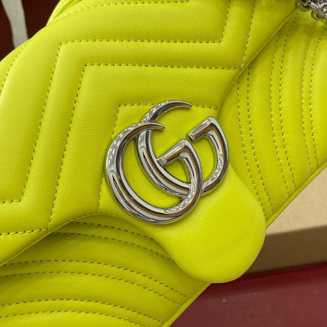 Bolso de hombro GG Marmont tamaño mediano