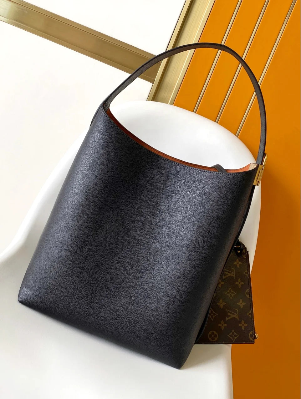 LOW KEY HOBO MM BLACK