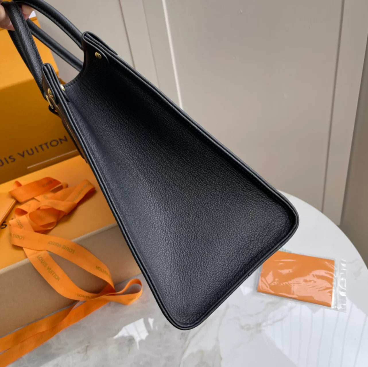 ONTHEGO MM NEGRO/ BEIGE