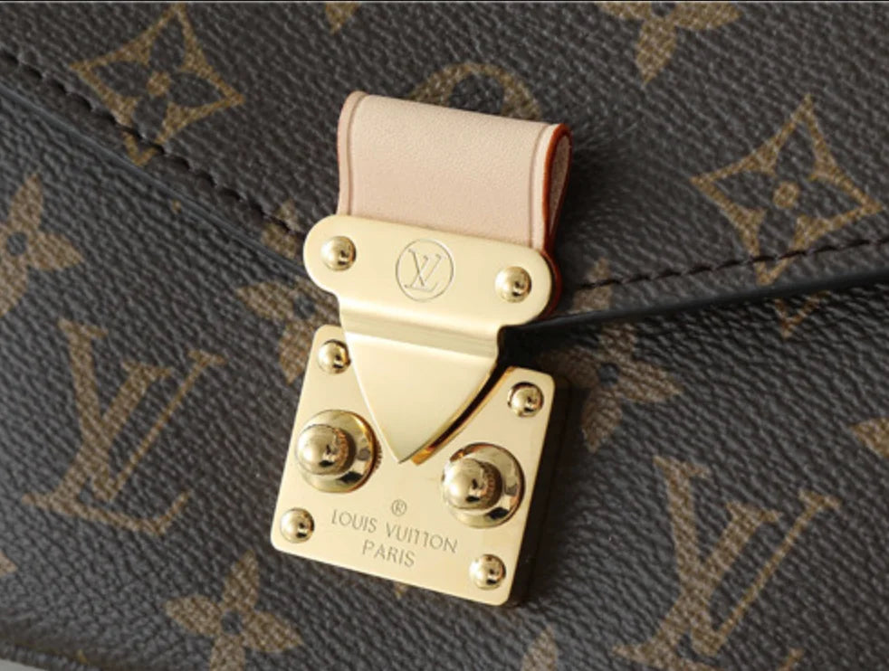 POCHETTE METIS EAST WEST