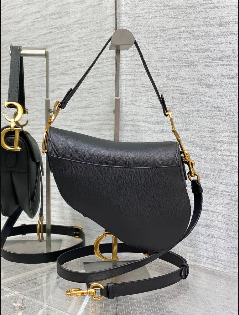 SADDLE NEGRO