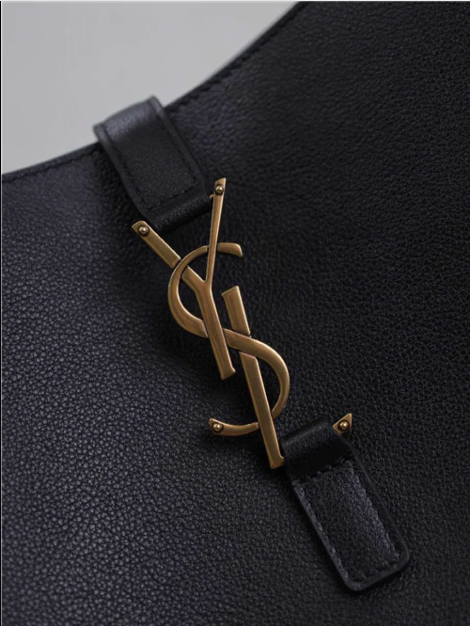 LE 5 A 7 LARGE NEGRO