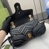 MARMONT NEGRO CON BOLSOS