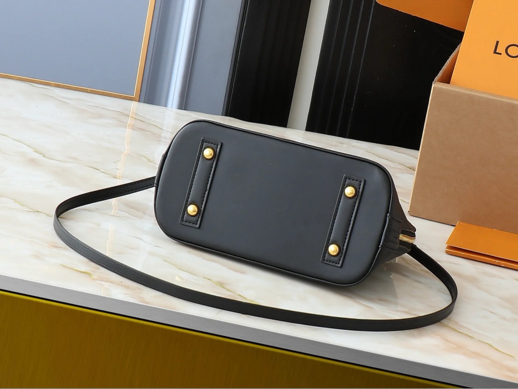 LV x TM Alma BB