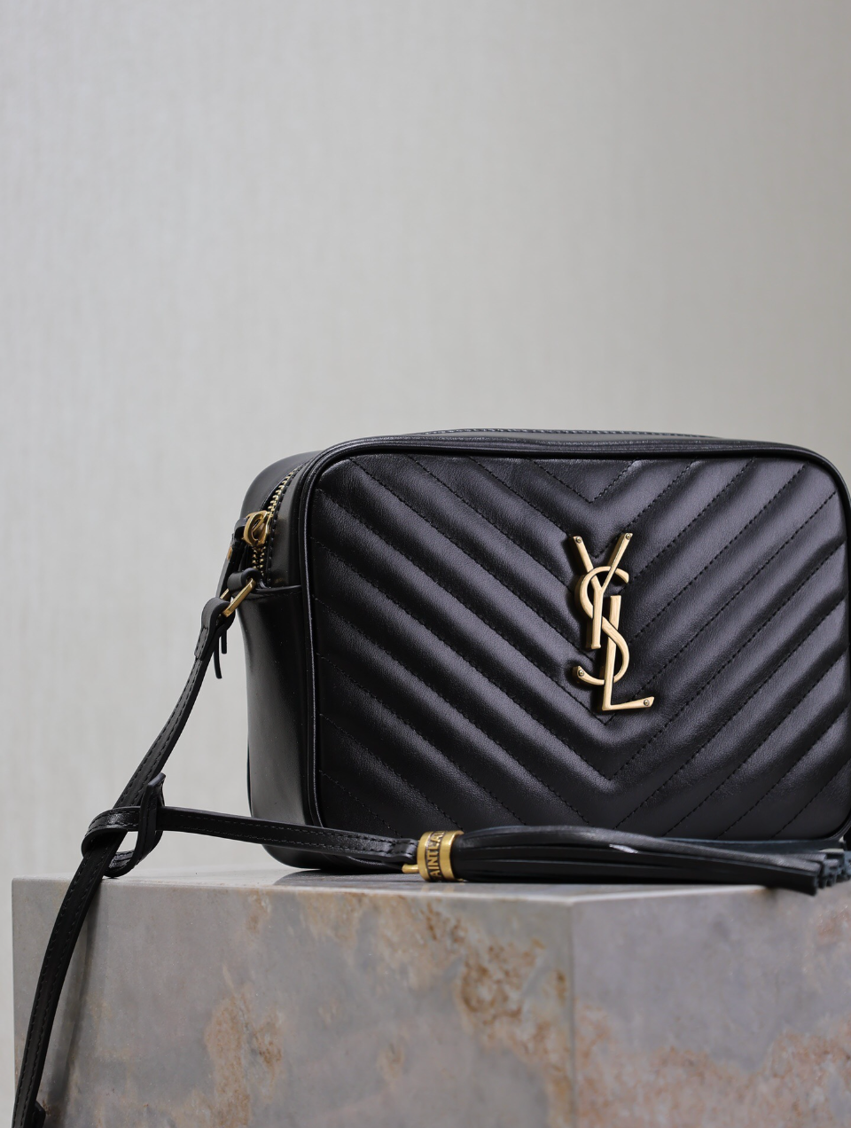 LOU CAMERA BAG BLACK