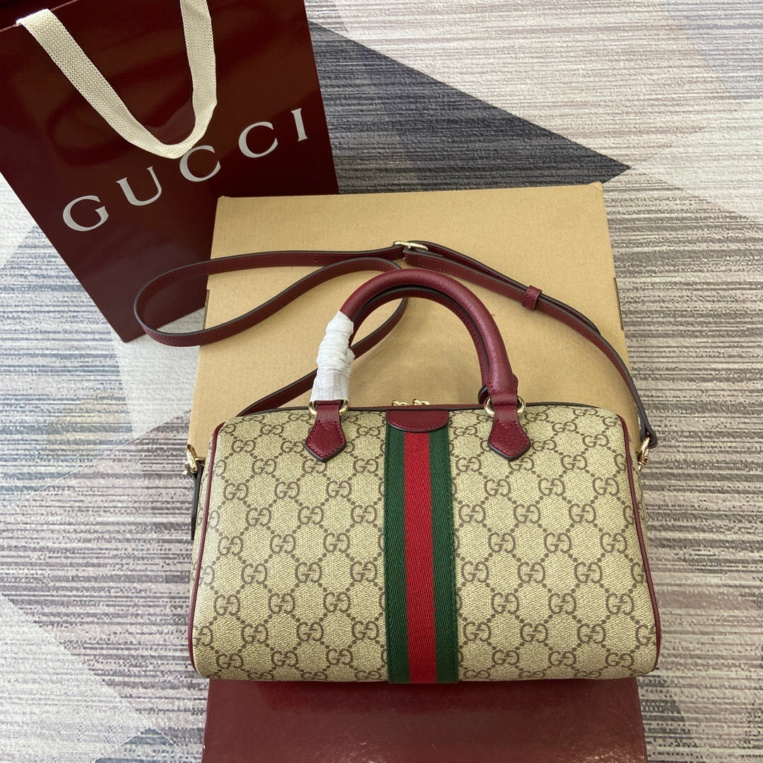 Bolso Boston Ophidia tamaño mediano.