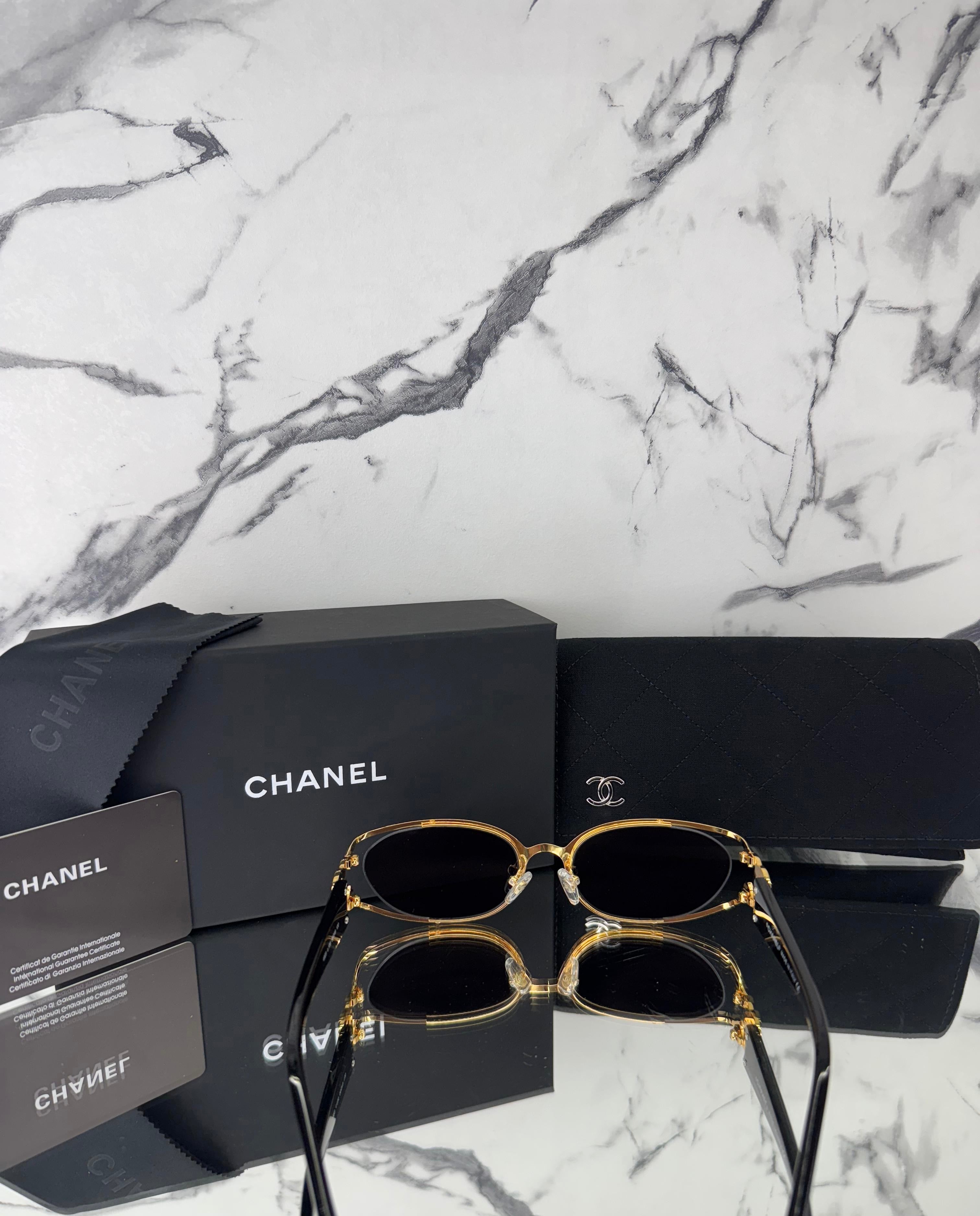 Chanel2