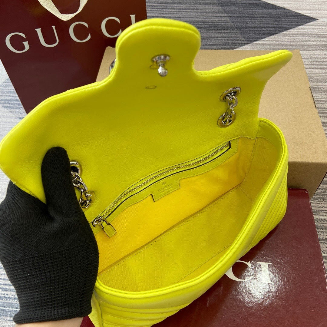 Bolso de hombro GG Marmont tamaño mediano