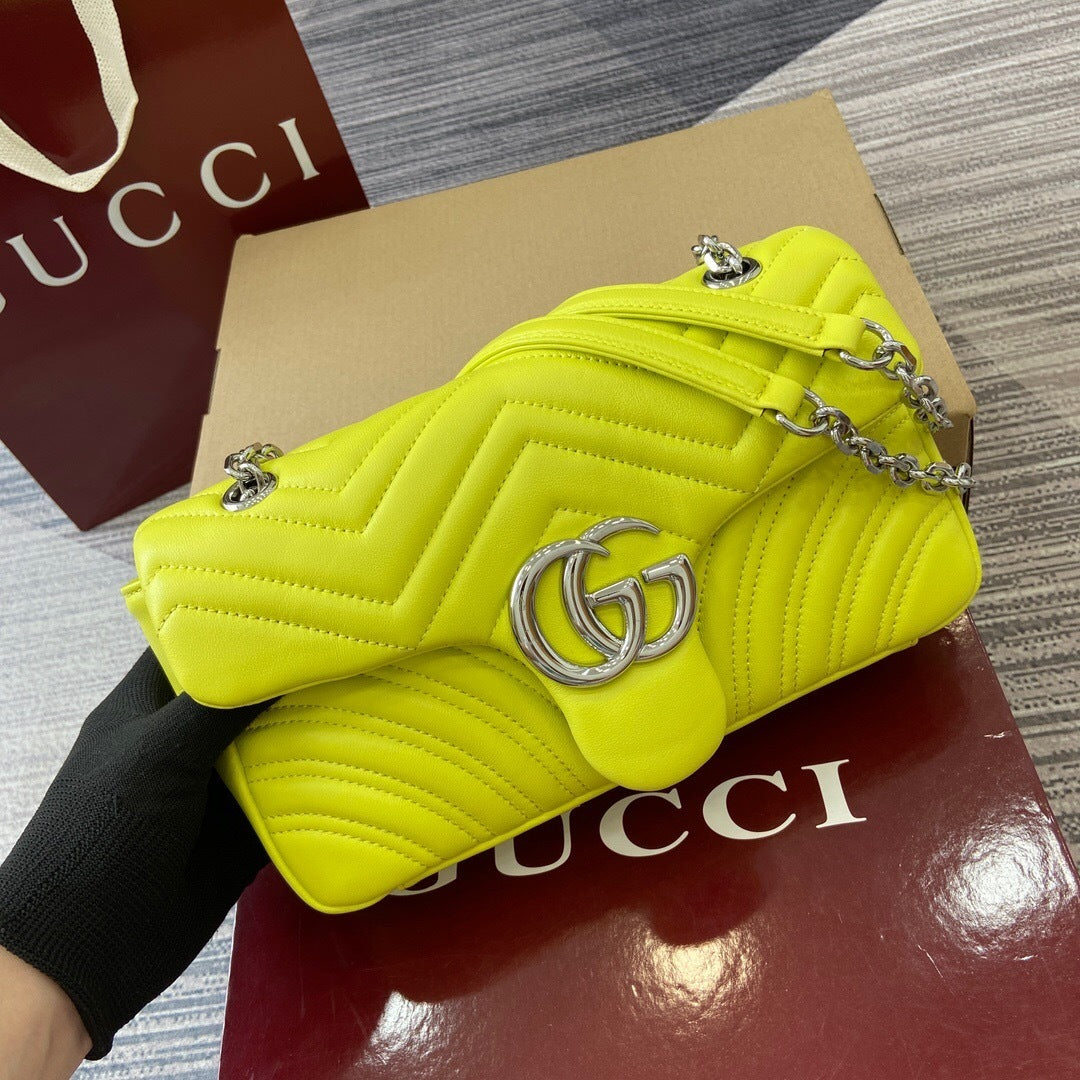 Bolso de hombro GG Marmont tamaño mediano