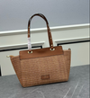 BOLSO TOTE ROCKSTUD RAFIA