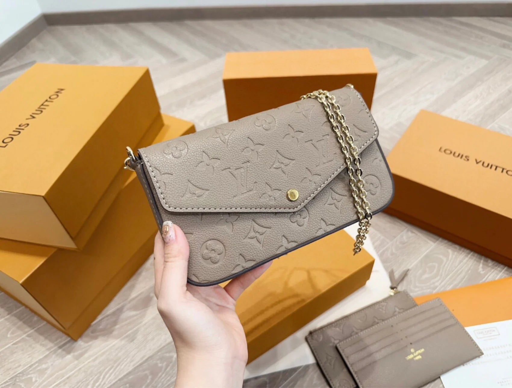 FELICE POCHETTE DUNA