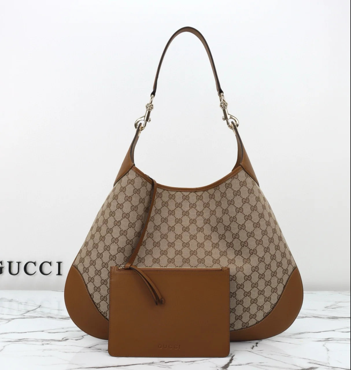 BOLSO PARA EL HOMBRO GRANDE