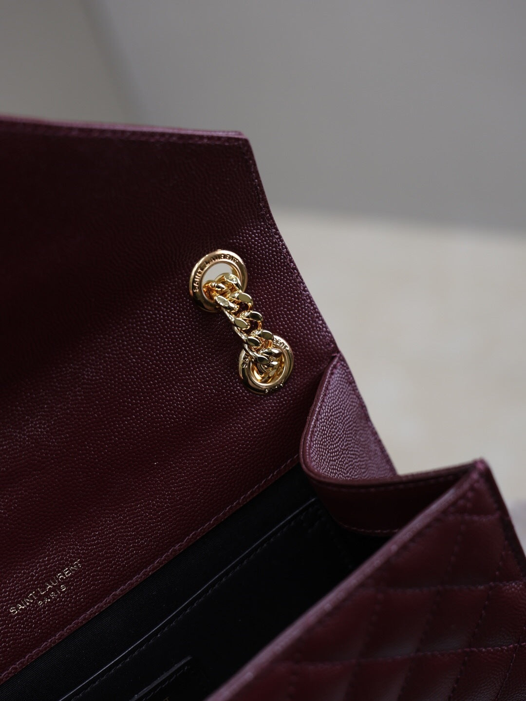 Bolso Envelope Mediano