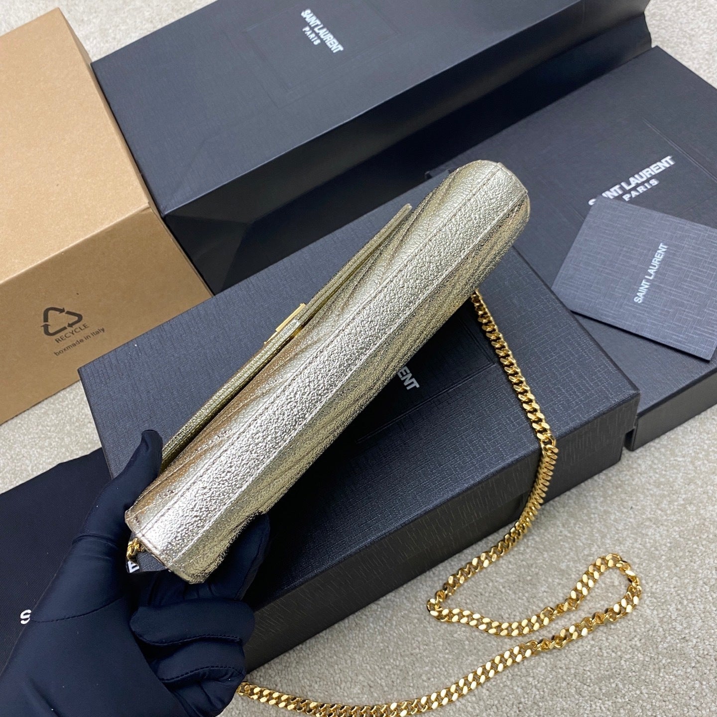 Cartera clásica con cadena Cassandre