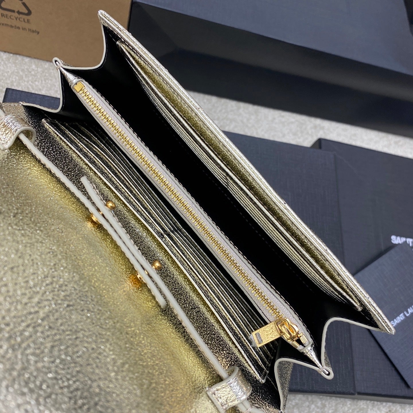 Cartera clásica con cadena Cassandre